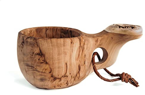 Finnische Kuksa Holztasse aus Maserbirke mit Ren-Horn Applikationen (Lachs-Motiv), Handgefertigte Lappland-Tasse, der nordische Wander & Outdoor-Becher aus Skandinavien mit Lachs-Verzierung