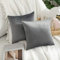 MIULEE Samt Kissenbezug Kissenhülle Kissenbezüge Sofakissen Dekorative Dekokissen Couchkissen Deko Bezug Überzug für Kinder Sofa Wohnzimmer Schlafzimmer 2er Set 35x35 cm Dunkelgrau