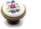 DOJA Barcelona | Bouton de Meuble | 4 Poignée Meuble Vintage Fleur Printemps | Ø26,5*Ø14*23mm | Zinc Aluminium, Porcelaine | Poignée de Porte, Poignee de Meuble Cuisine, Poignee de Porte Interieur