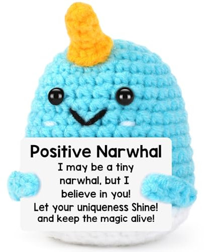 Calkkrer Positive Crocheted Narwal, Handgemachtes Kuscheltier mit Ermutigungsbotschaft, Glücksbringer für Freund, Schwester, Geburtstagsgeschenke, Taschenumarmung