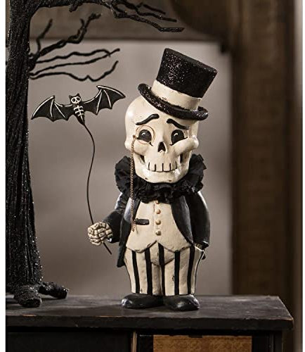 Dapper Desmond Skelly