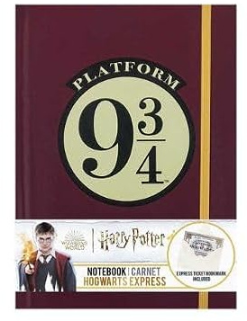 Gebundenes Notizbuch und Lesezeichen – Hogwarts Express Notizbuch mit 160 Seiten mit festem Einband, geschlossen durch ein Gummiband.