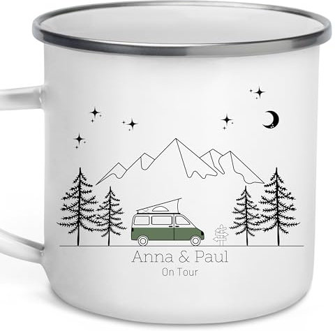 Little Mathilda Emaille Tasse Camping personalisierte Campingtasse mit Namen Kaffeetasse Zubehör Wohnmobil Wohnwagen Van Geschirr Edelstahl Becher Campingküche Geschenk für Camper (Campingvan grün)