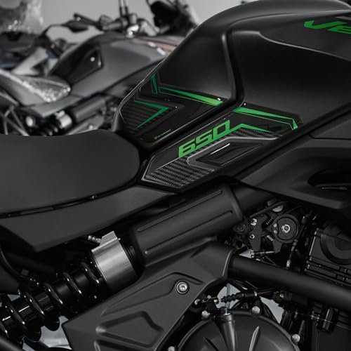 Resin Bike Adesivi Moto Compatibile con Kawasaki Versys 650 2022-2024 Verde. Protezioni Laterali Serbatoio da Urti e Graffi. Adesivi Resinati con Effetto 3D Made in Italy