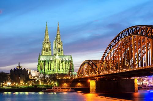 JOCHEN SCHWEIZER Geschenkgutschein: Dinner & Fackel-Stadtführung in Köln für 2