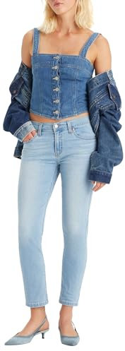 Levi's Femme Mid Rise Boyfriend, Cool Friends From College, 29W / 30L