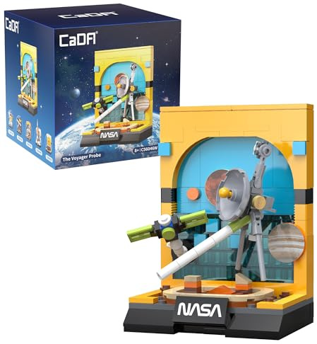 CaDA NASA The Voyager Probe Space Scene - 149 Piece Brick Model Kit C56046W | A fun space scene to build and display