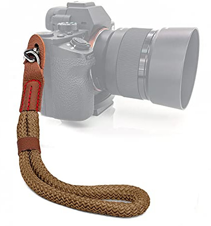 MyGadget Dragonne Universelle pour Appareil Photo - Sangle Main de Sécurité pour Appareils Numériques Réflex Hybrides etc. Coton & PU Cuir - Café