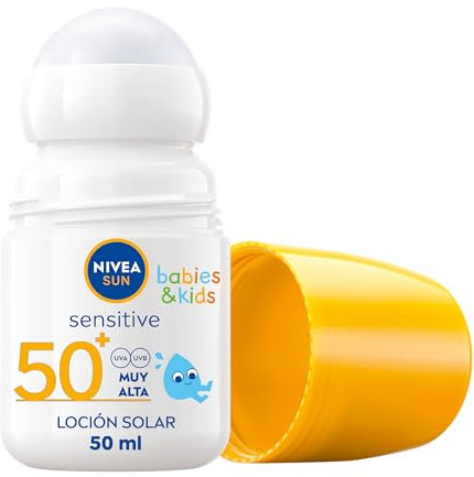 NIVEA SUN Babies & Kids Sensitive Roll-on FP 50+ (1 x 50 ml), crema solar para niños extra resistente al agua, crema solar para bebés y niños, protector solar roll-on para piel sensible