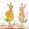 Seasboes Osterhasen Deko, 2 Stücke Deko Aufsteller für Ostern, Osterhase im Kleid mit Blume, Osterdekoration aus Holz, Puppenschmuck für Kinder, Frühlingsdeko für Zuhause Kunsthandwerk (Gelb)