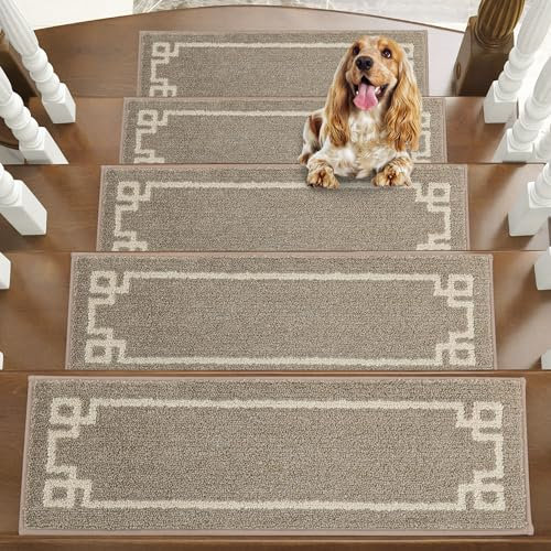 BEQHAUSE Treppenstufen Matten, 4 Stück Treppenstufenmatten, Stufenmatten Selbstklebend für Kinder, Älteste und Haustiere, 100% Polyester TPE - Rücken, 22x70cm, Beige
