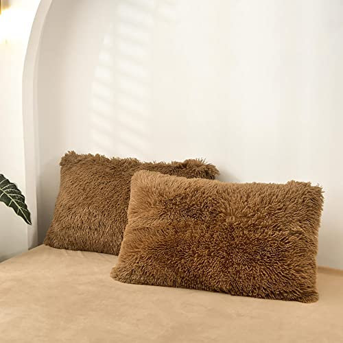 Michorinee 2er Set Flauschige Zierkissenbezüge 40 x 80 cm Braun Dekokissen Langhaar Kunstfell Zierkissen Dekorativ SofaKissenbezug Fellimitat Kissen Kissenbezug