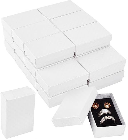 BENECREAT 24 Packung Schmuckschatullen Aus Pappe Mit Rautenmuster, 8x5x3cm Weiße Ohrringe Halskette Geschenkboxen Aus Kraftpapier Mit Samtschwamm Für Jubiläen, Hochzeiten, Geburtstage