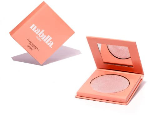 Nabilla Beauty | Enlumineur poudre - Rose on fleek 01 | Highlighter poudre crémeux, pigments nacrés, teint lumineux, pigmentation intense (8g)