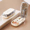 Ptyism Coupe Cachet (Blanc cassé Avec Brosse) Coupe Comprimé丨Pill Splitter,Coupe Pillule pour Fendre vos Pilules et Transporter vos Médicaments pour Convient aux Animaux de Compagnie, aux Voyages
