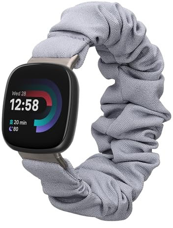 kwmobile Ersatz Armband kompatibel mit Fitbit Versa 4 / Sense 2 / Versa 3 / Sense - Smartwatch Scrunchie Haargummi Design Blaugrau - Innenmaße 14-19 cm