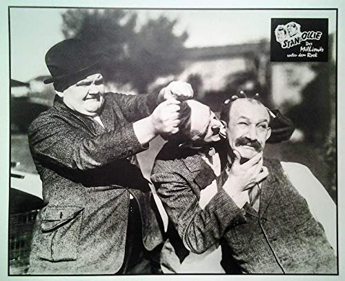 Poster+ Stan Laurel, Oliver Hardy: Der Millionär unter dem Rock | Filmplakat, [49,5 x 61 cm]