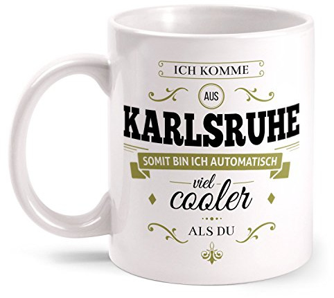 Fashionalarm Tasse Ich komme aus Karlsruhe - beidseitig bedruckt mit coolem Spruch | Geschenk Idee für Karlsruher Männer & Frauen, Farbe:weiß