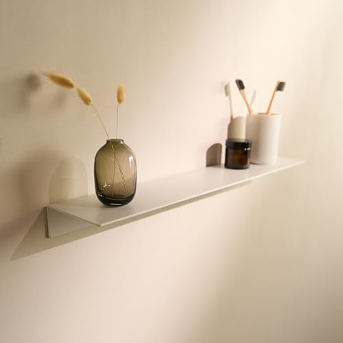 Designfabrik Hamburg Wandregal | 58 cm Weiß | Kleberagl ohne Bohren | Duschregal selbstklebend | Ablage für Bad, Gästebad, Küche |Pulverbeschictet | Modernes Design | Aus Metall