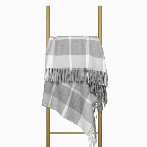 Nostra Andora Merino Wool & Cashmere Blanket – Plaid Morbido, Traspirante e Leggero Elegante per Divano, Letto e Uso Esterno, Design Termoregolante con Frange – Prodotto in Europa