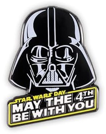 Star Wars Emaille-Anstecknadel May the 4th Darth Vader für Schlüsselband, Rucksack, Kleidung