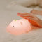 URAQT Silikon Nachtlicht Kinder,Schwein Led Nachttischlampe USB-Aufladung und Timing Funktion 1200mAh Kawaii Nachtlicht Baby mit Touch Schalter und 3 Stufige Helligkeitseinstellung Handyhalter Licht
