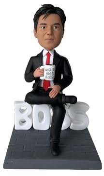 Figurine charismatique personnalisée pour homme, fabriquée à partir de votre photo, leader confiant avec tasse World's Best Boss en argile faite à la main pour décoration de bureau ou célébration de