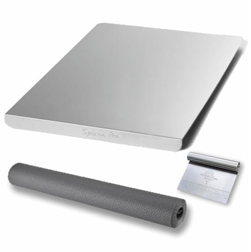 Spianatoia per Impastare in Acciaio Inox Tagliere Piano da Lavoro per Cucina Bar e Ristorante per Impastare Pane Pizza Focaccia, 60 x 52.5 cm con Bordo + Tappetino Antiscivolo e Spatola