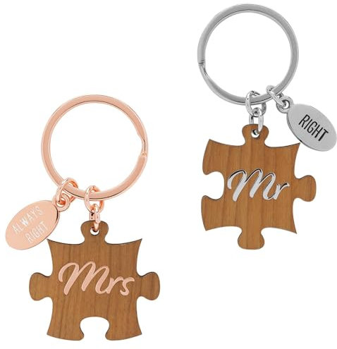 GRUSS & CO Schlüsselanhänger mit Motiv Mrs. und Mr. | Anhängerset mit 2 Holzanhängern, Charm und Schlüsselring | Geschenk für Paare, Hochzeitsgeschenk | 48560