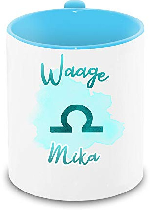 Tasse mit Namen Mika und Sternzeichen-Motiv Waage im Lettering-Stil | Keramik-Tasse hellblau | Astrologie-Geschenk