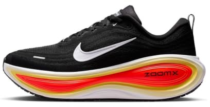 Nike Herren Vomero Plus Straßen-Laufschuhe, Black/Bright Crimson/Sail/White, 45