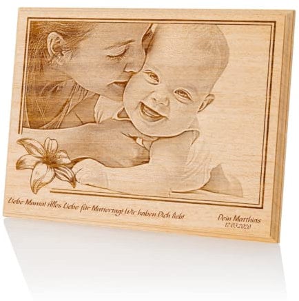 Hediye Sepeti Personalisiertes Fotogeschenk auf Massivholz für Muttertag und Mütter| Geschenke für Mama für besondere Glücksmomente | 22x30cm | Lilien