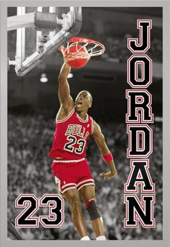 Close Up Michael Jordan - Gerahmtes NBA Poster (23 Slam Dunk) (Größe: 61cm x 91,5cm)