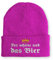 tshirtladen Strickmütze Der schöne und das Bier Mütze Wintermütze lustige Beanie mit Stick, Farbe: Pink