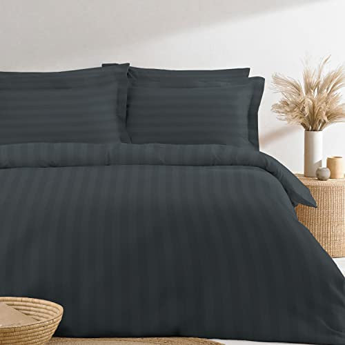 Pizuna 100% Cotton Anthracite Grey Satin Stripe Double Duvet Set, 300 Thread Count Long Staple Cotton Quilt Cover Damask Bedding set, 200x200 cm Double Duvet Cover with Button Closure (Stripe Bedding)