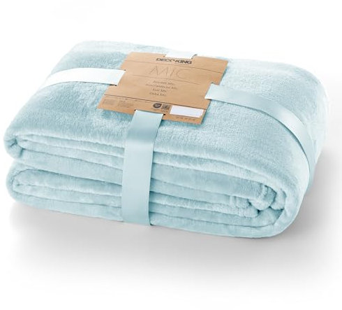 DecoKing Kuscheldecke 150x200 cm hellblau Decke Microfaser Tagesdecke Fleece weich sanft kuschelig Baby Blue Mic