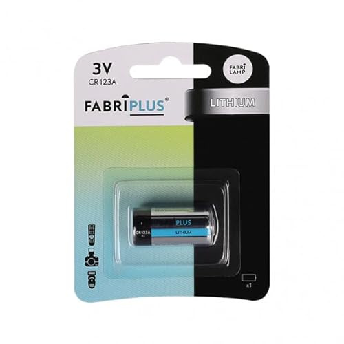 Blister con 1 batteria CR123A 3V di Fabriplus. Potenza al litio in una dimensione compatta di 11,5x8,5x1,8 cm. Ideale per fotocamere e dispositivi elettronici. Prestazioni affidabili.