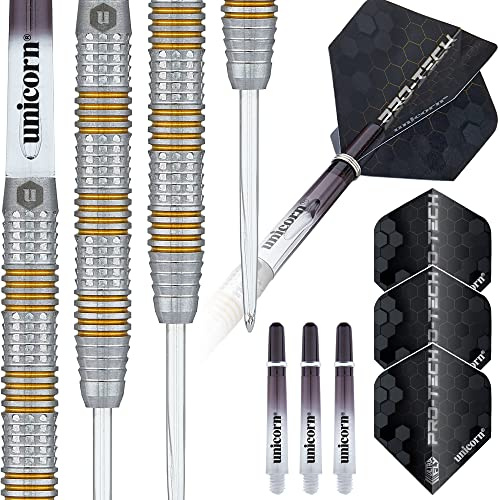 ‎Unicorn Steeltip Dartpfeile Set | Pro-Tech Style 3 | 90% natürliches Wolfram Barrels mit goldenen Akzenten & Volute Points | 21g