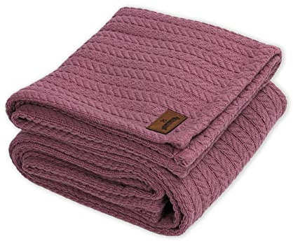 Puckdaddy Strickdecke Thea | Babydecke in Beere | Zopfstrickmuster | Baby Geschenk-Set zur Geburt | 1 Babydecken (72x100 cm) | 100% Baumwolle | Oeko-TEX geprüft
