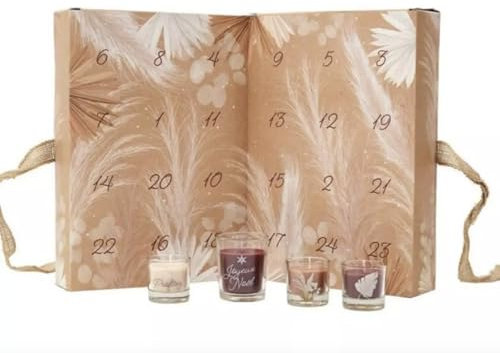 Luxuriöser Adventskalender mit 24 exklusiven Duftkerzen – Elegantes Design und erlesene Winterdüfte – Beige
