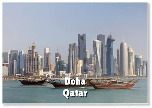 Kühlschrankmagnet Skyline von Doha mit traditionellen arabischen Dhows Katar
