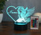 Optechvisual Personalisierte Schutzengel LED Lampe – Nachtlicht mit Name – Schlaflicht für Kinder & Babys – Geschenkidee für Engel-Fans – Beruhigendes LED Licht mit Gravur