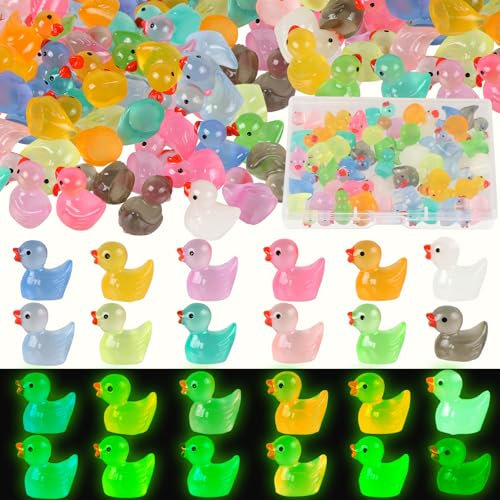 UHOMENY Minipatos de resina de 12 colores, 60 estatuas de pato de resina, lindos patos coloridos y brillantes, simulación de patitos de resina con caja para acuario, jardín, paisaje, Navidad, fiesta