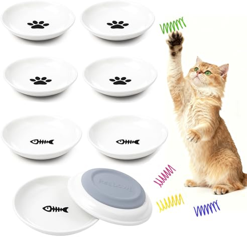 Cat Bowls Ceramic Cat Food Bowl - 8 Shallow Kitten Bowls, Whisker Fatigue Cats Dishes for Wet Dry Food and Water, 15cm Wide Pet Feeding Plates for Cats and Dogs, Non-Slip Base, with 4 Cute Spring Toys