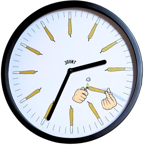 WirklichRich 420 Wanduhr | Kreatives Joint-Design & lautloses Quarzuhrwerk | Perfekte Deko für chillige Wohnräume & Cannabis-Fans Time to chill - Limitiert auf 500 Stück