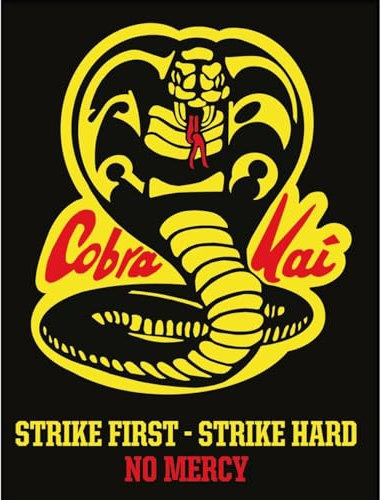 Cobra Kai Aufdruck No Mercy, Schwarz/Gelb/Rot, 40cm x 30cm