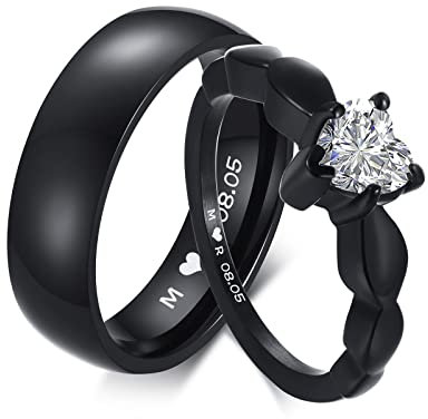 FLHEART Personalisiert Name Datum Initiale Römische Zahl Paar Ring Set, Versprechen Ringe für Paare, Schwarz Edelstahl Paar Bands für ihn Ihr, Customized Geschenk für Liebhaber