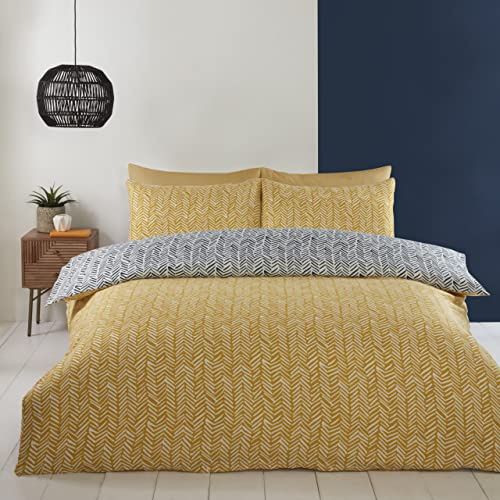Rapport Home Helston Ochre & Black Striped Reversible Duvet Cover Set - King Size Microfibre Bedding with Pillowcases - Soft, Easy Care & Modern Design