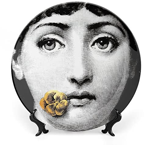 Lina Cavalieri - Piatto decorativo da parete, con motivo misterioso, con staffa e gancio speciale a molla, A31,6 cm