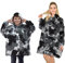ALLEN & MATE Hoodie-Decke für Kinder und Erwachsene, übergroßer Decken-Hoodie, warmer Morgenmantel, weicher Fleece-Bademantel mit Kapuze, Geschenke, Mädchen, Teenager, Erwachsene (graues Camo)